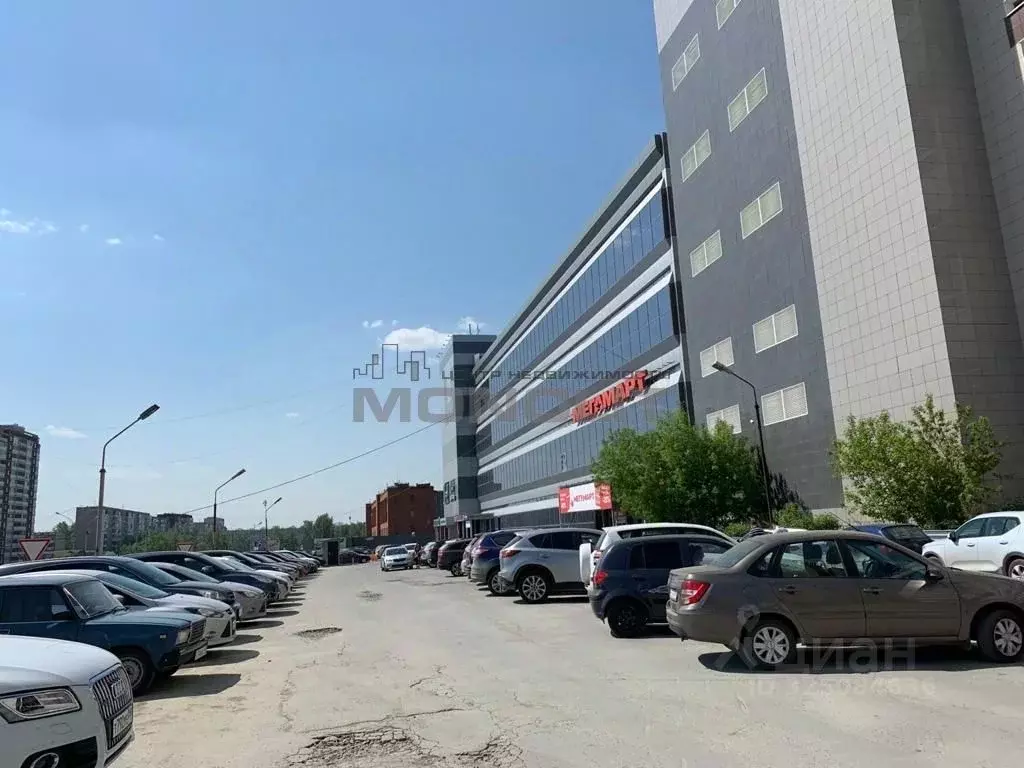 Офис в Свердловская область, Екатеринбург ул. Серафимы Дерябиной, 24 ... - Фото 2