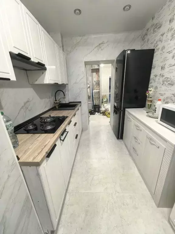 1-к кв. Калининградская область, Калининград Осенняя ул., 24 (43.7 м) - Фото 2