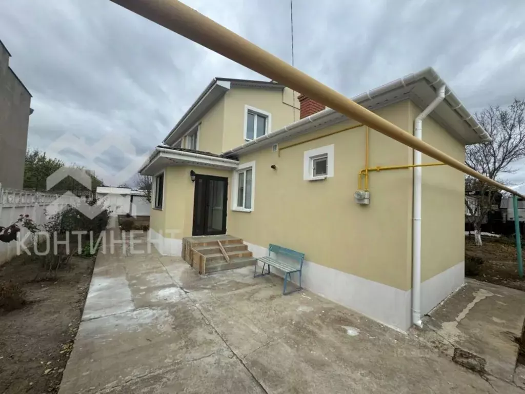 Дом в Крым, Евпатория ул. Мемета Нузета (200 м) - Фото 2