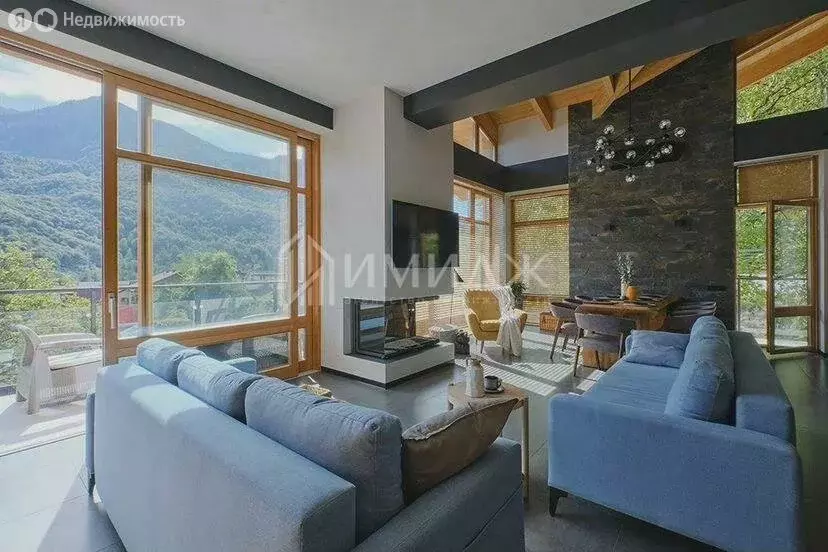 Дом в посёлок городского типа Красная Поляна, Заповедная улица (200 м) - Фото 1