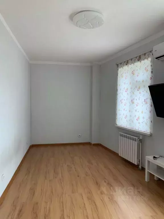 1-к кв. Саха (Якутия), Якутск ул. Петра Алексеева, 83/10 (36.0 м) - Фото 0
