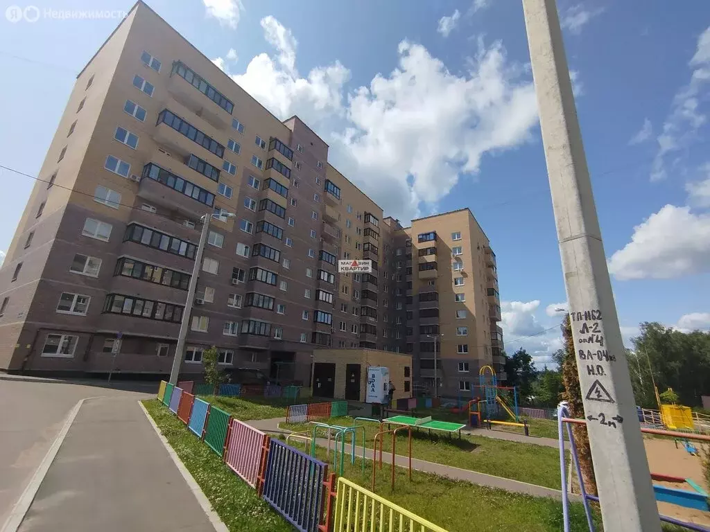 3-комнатная квартира: Смоленск, улица Багратиона, 26 (79 м) - Фото 0