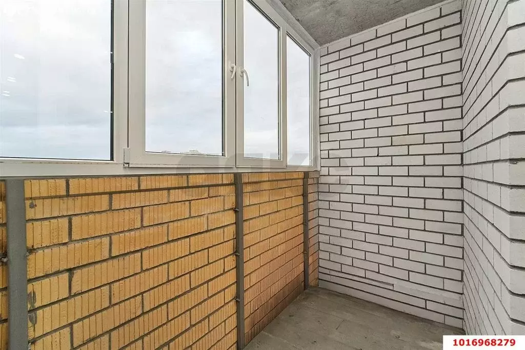 Квартира-студия: Краснодар, улица Красных Партизан, 1/4к3 (23.3 м) - Фото 1