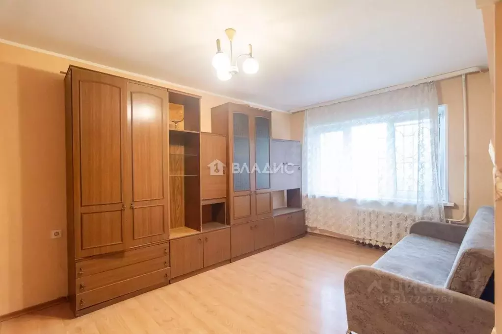 1-к кв. Карелия, Петрозаводск Октябрьский просп., 3 (30.7 м) - Фото 0