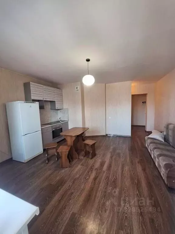 Студия Челябинская область, Челябинск ул. Молодогвардейцев, 76 (32.1 ... - Фото 1