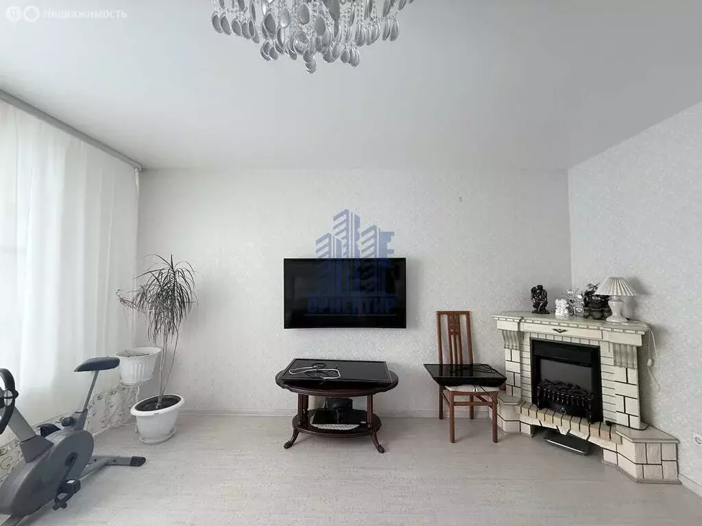 2-комнатная квартира: Чебоксары, Эгерский бульвар, 48 (70 м) - Фото 1