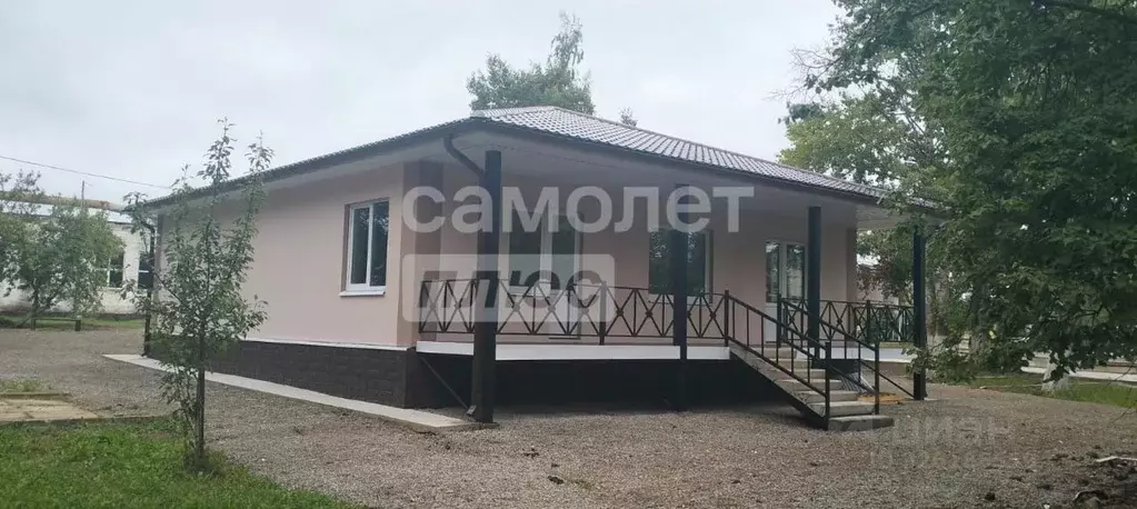 Дом в Курская область, Курский район, Полянский сельсовет, с. ... - Фото 1