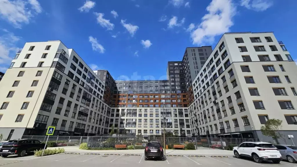 1-к кв. Тюменская область, Тюменский район, д. Патрушева ул. Михаила ... - Фото 0