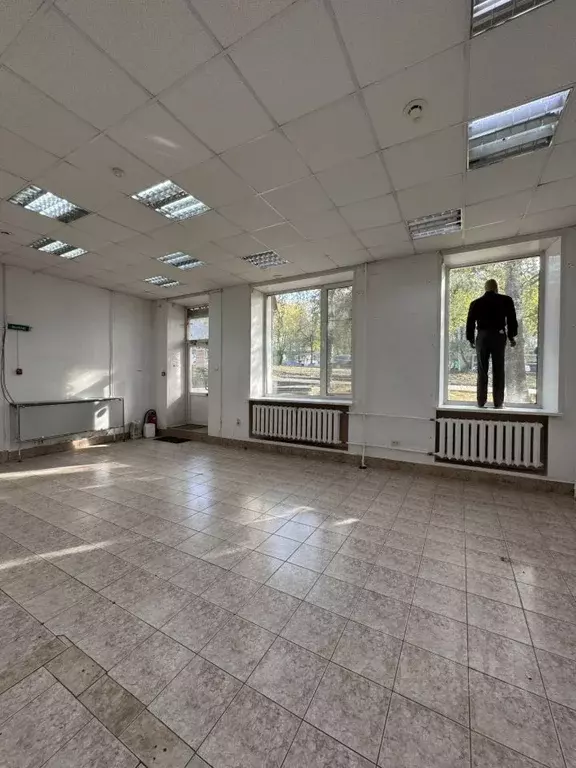 Торговая площадь в Кировская область, Киров ул. Воровского, 91 (44 м) - Фото 1