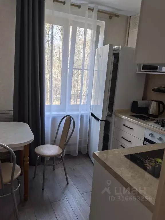 2-к кв. Москва ул. Красный Казанец, 3К6 (45.8 м) - Фото 0