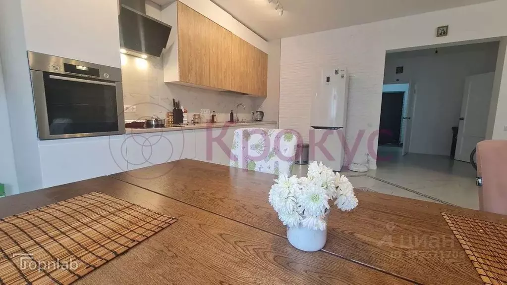 Таунхаус в Краснодарский край, Новороссийск городской округ, с. ... - Фото 1