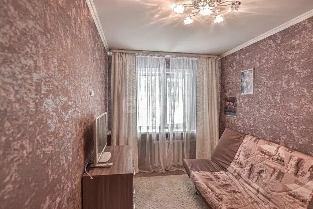 2-к кв. Сахалинская область, Южно-Сахалинск 7-й мкр, проезд ... - Фото 1