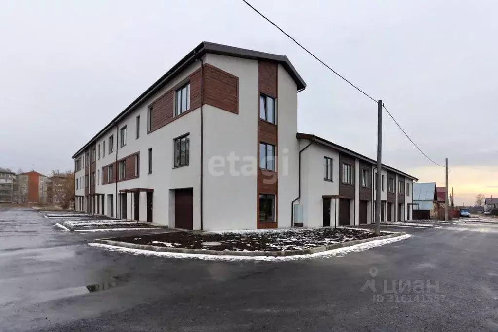 Таунхаус в Иркутская область, Ангарск 95Б кв-л,  (121 м) - Фото 0