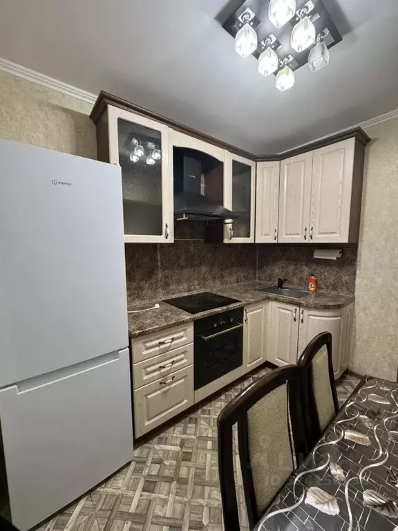 3-к кв. Самарская область, Тольятти Южное ш., 35 (65.0 м) - Фото 1