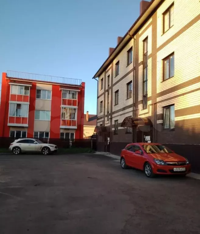 1-к. квартира, 39 м, 1/3 эт. - Фото 0