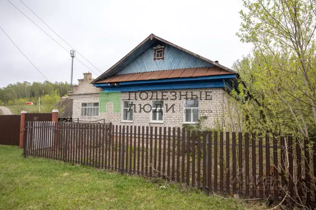 Дом в Башкортостан, Уфимский район, Красноярский сельсовет, с. ... - Фото 0