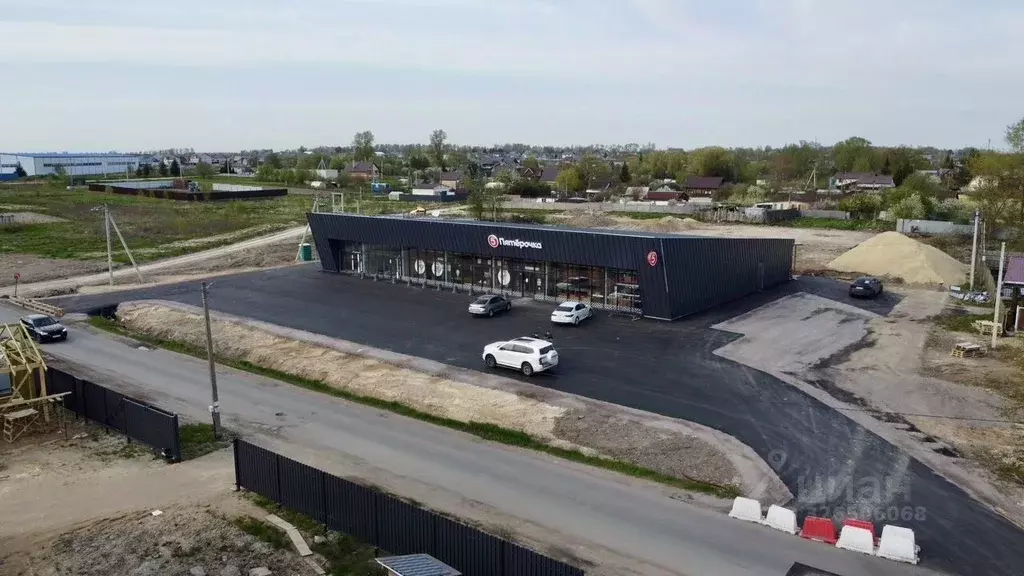 Торговая площадь в Ленинградская область, Гатчинский муниципальный ... - Фото 2