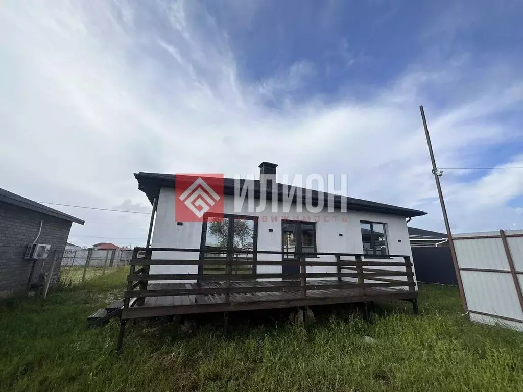 Дом в Крым, Сакский район, Новофедоровка пгт ул. Пехотинцев, 23 (121 ... - Фото 2