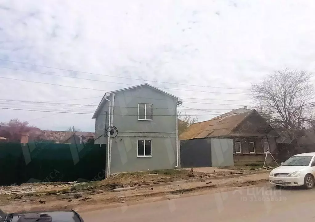 Дом в Астраханская область, Астрахань Латвийская ул., 28А (118 м) - Фото 1