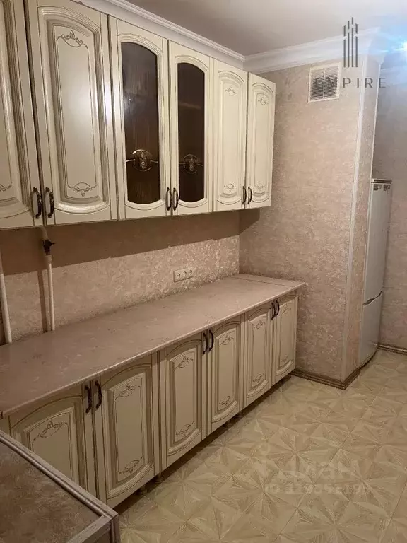 4-к кв. Чеченская республика, Грозный ул. А.А. Айдамирова, 133к6 (80.0 ... - Фото 0
