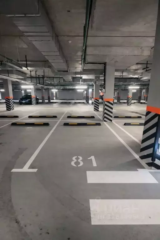 Гараж в Москва бул. Чкаловский, 9к2 (14 м) - Фото 1