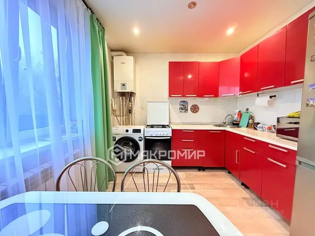 Дом в Орловская область, Свердловский район, Змиевка городское ... - Фото 1