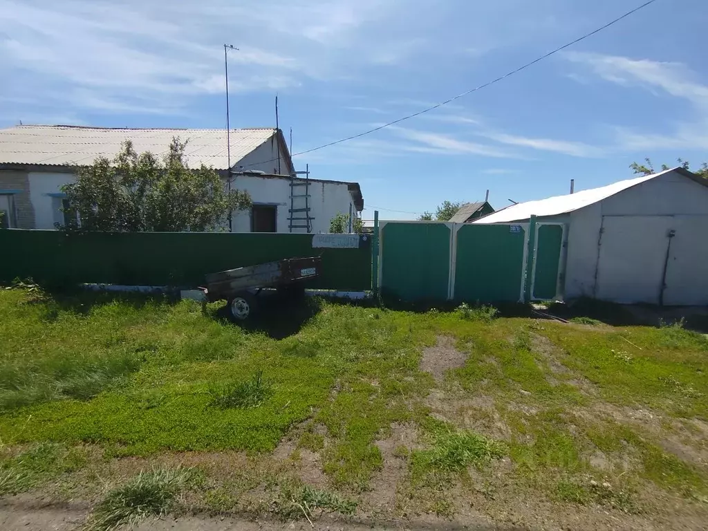 Дом в Оренбургская область, Кувандыкский муниципальный округ, с. ... - Фото 0