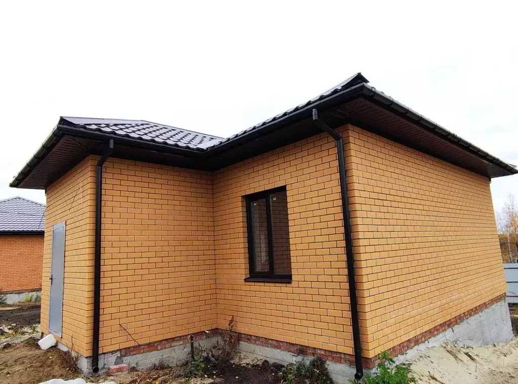 Дом в Саратовская область, Саратов Воскресенская ул., 49А (65 м) - Фото 1