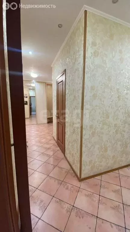 3-комнатная квартира: Тюмень, Широтная улица, 136к4 (101.8 м) - Фото 1