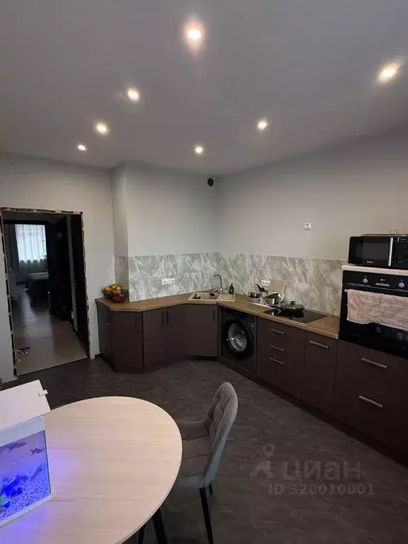 Квартира, 2 комнаты, 60 м - Фото 0