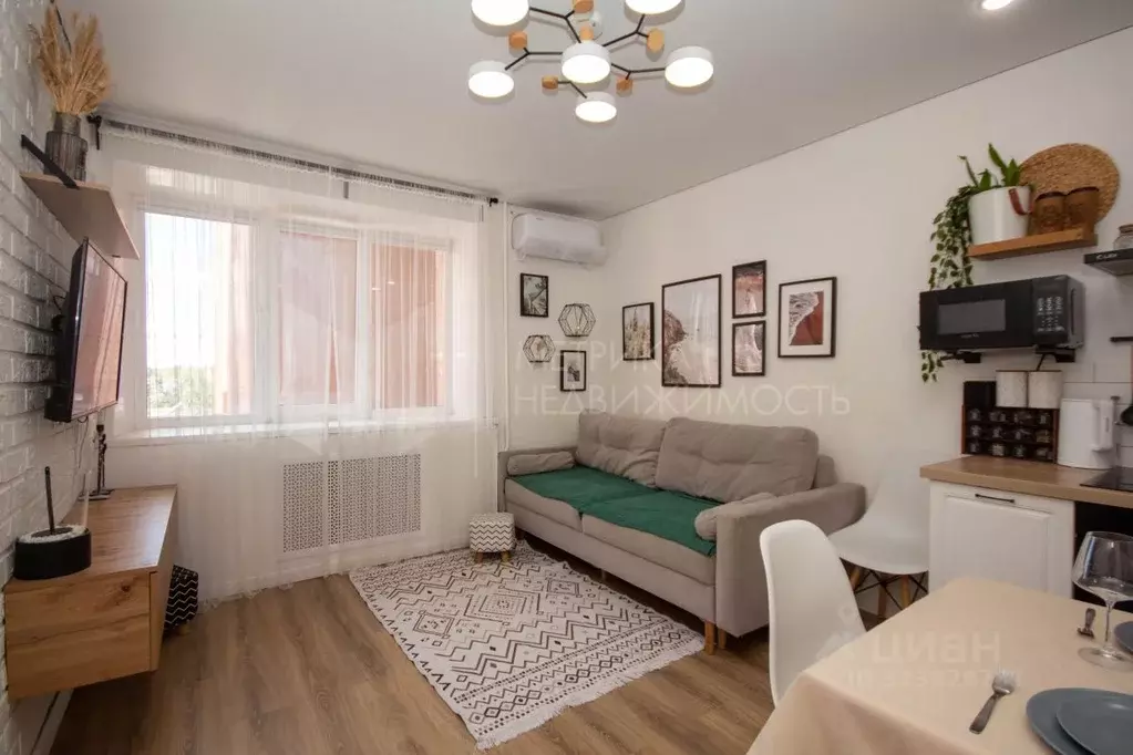 1-к кв. Тюменская область, Тюмень Солнечный проезд, 5 (39.0 м) - Фото 1