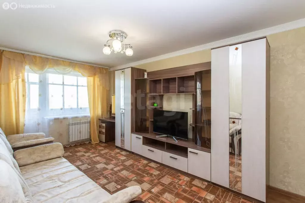 2-комнатная квартира: Тобольск, улица Знаменского, 16 (43.8 м) - Фото 1