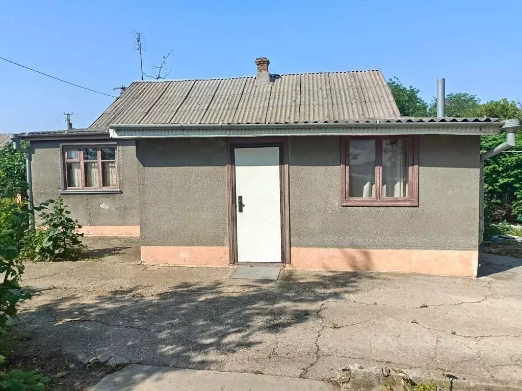 Дом в Крым, Кировский район, с. Приветное ул. Пушкина, 29 (71 м) - Фото 1
