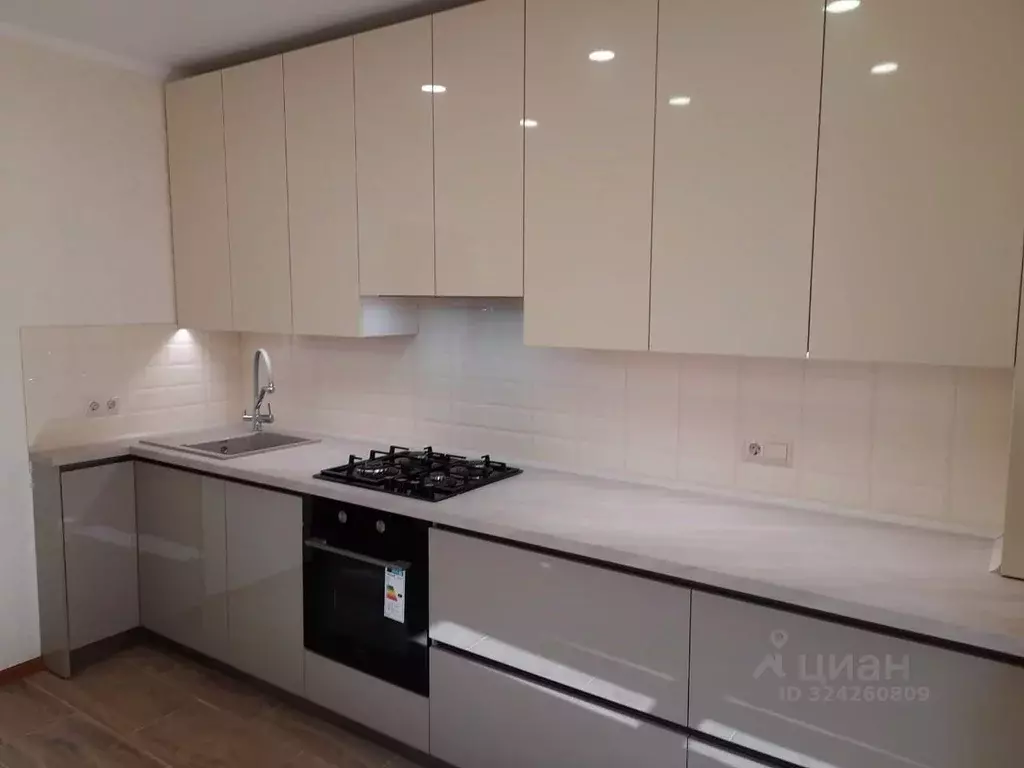 1-к кв. Калининградская область, Калининград ул. Кипарисовая (46.5 м) - Фото 0