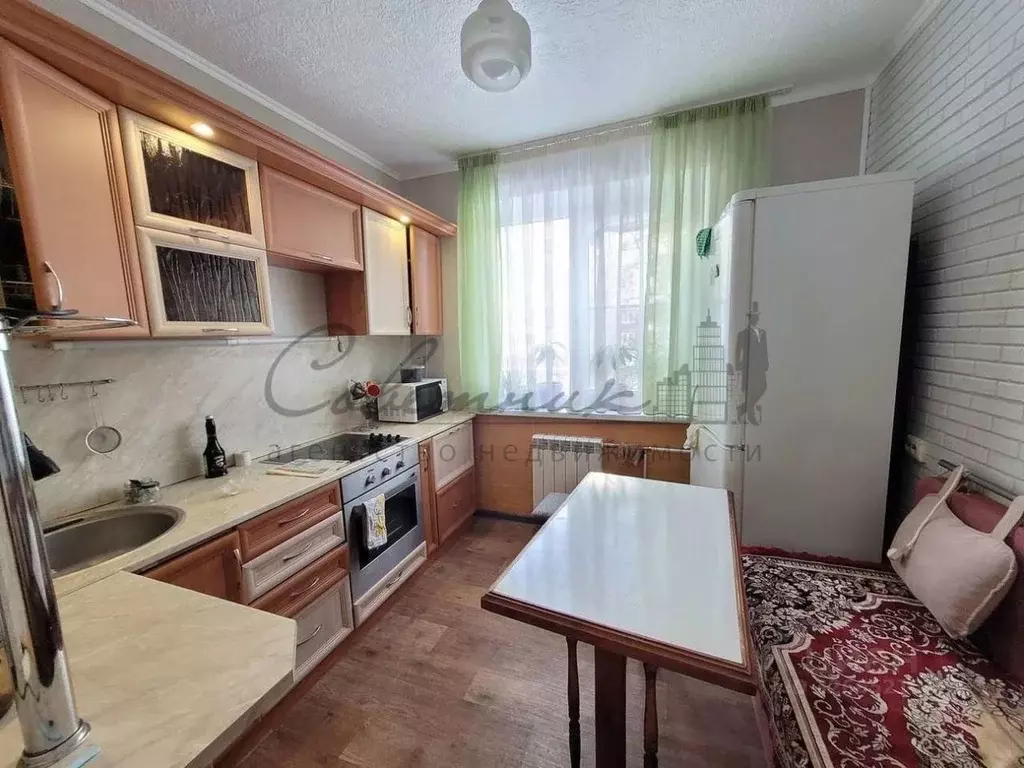 2-к кв. Белгородская область, Старый Оскол Восточный мкр, 2 (52.0 м) - Фото 1