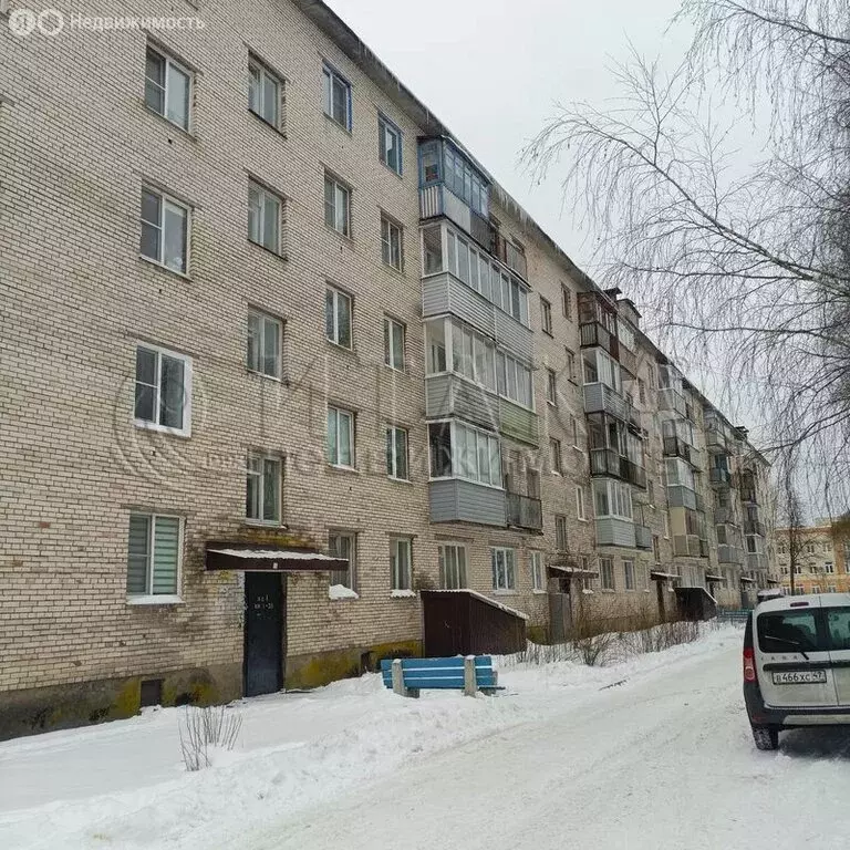 1-комнатная квартира: Подпорожье, Комсомольская улица, 5 (30 м) - Фото 0