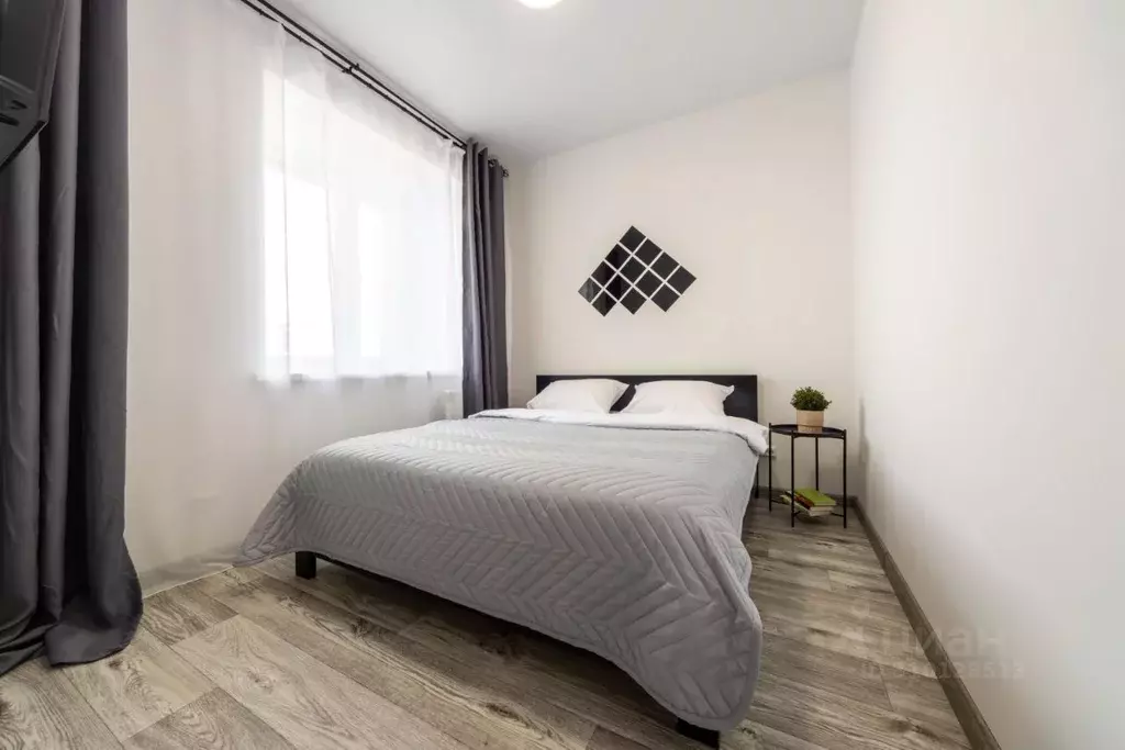 2-к кв. Красноярский край, Красноярск ул. Мужества, 10Б (43.0 м) - Фото 0
