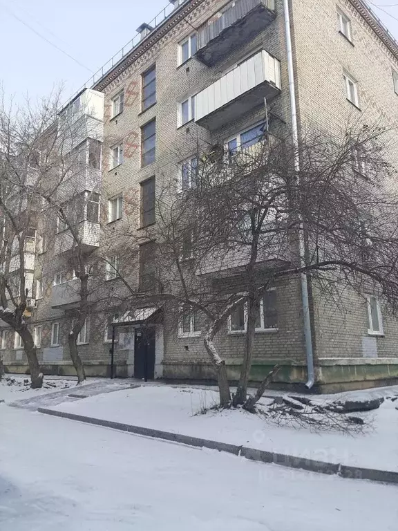 2-к кв. Красноярский край, Красноярск Волгоградская ул., 25 (42.0 м) - Фото 0