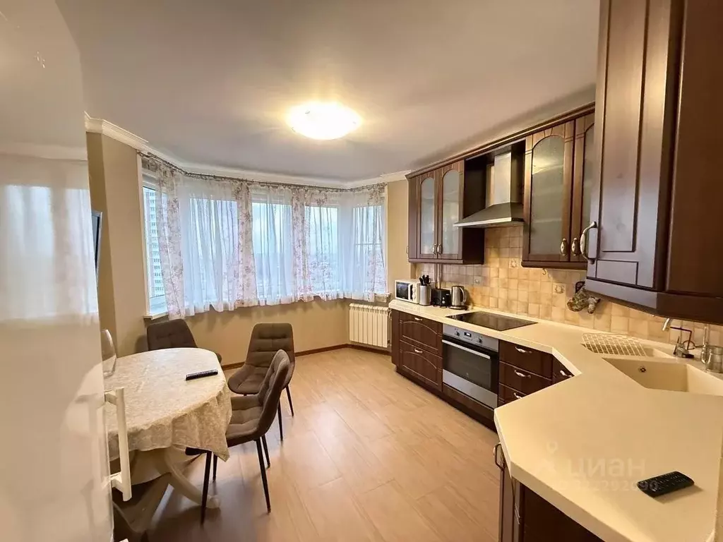 2-к кв. Московская область, Одинцово Можайское ш., 165 (75.0 м) - Фото 1