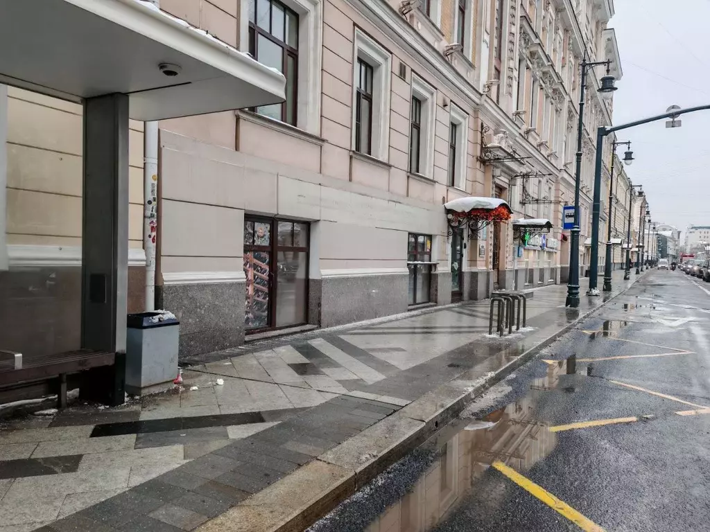 Торговая площадь в Москва ул. Пречистенка, 40/2С2 (105 м) - Фото 1