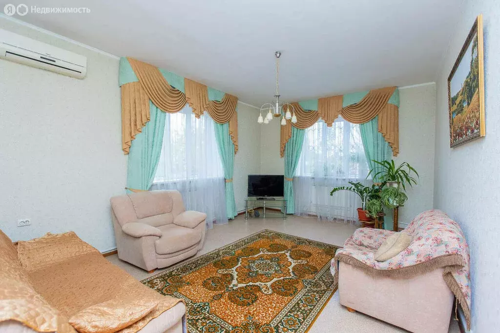 Дом в Оренбург, Южно-Уральская улица, 18 (246 м) - Фото 1