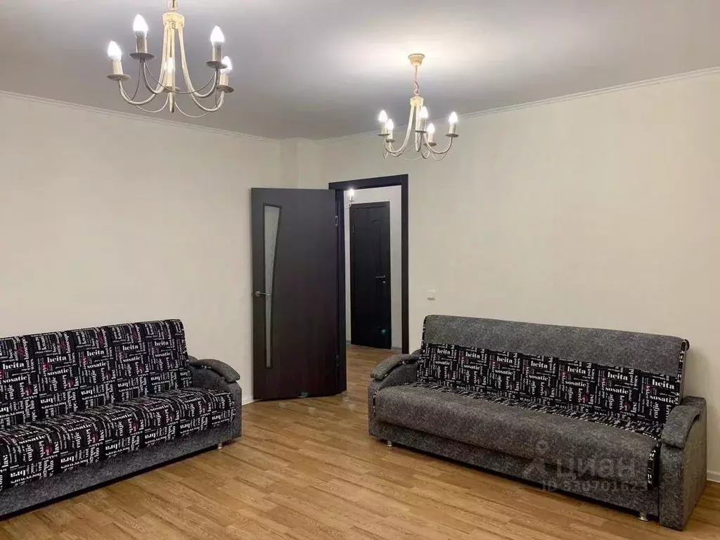 2-к кв. Красноярский край, Красноярск ул. Авиаторов, 38 (70.0 м) - Фото 2