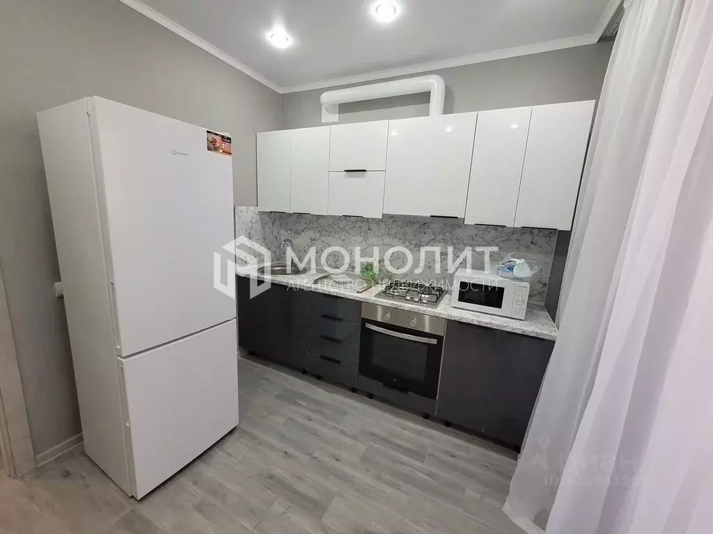 1-к кв. Белгородская область, Старый Оскол Центральный мкр, 4 (35.0 м) - Фото 2