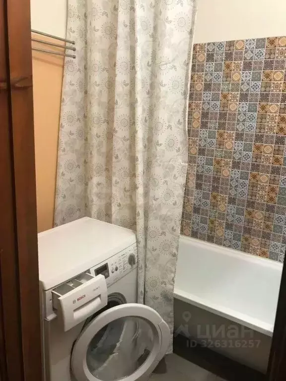 1-к кв. Белгородская область, Белгород ул. Есенина, 46а (38.0 м) - Фото 1