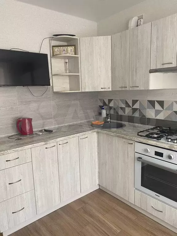 1-к. квартира, 40 м, 6/9 эт. - Фото 1