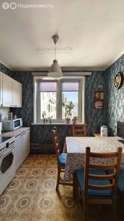 3-комнатная квартира: Москва, Череповецкая улица, 24 (63.8 м) - Фото 0