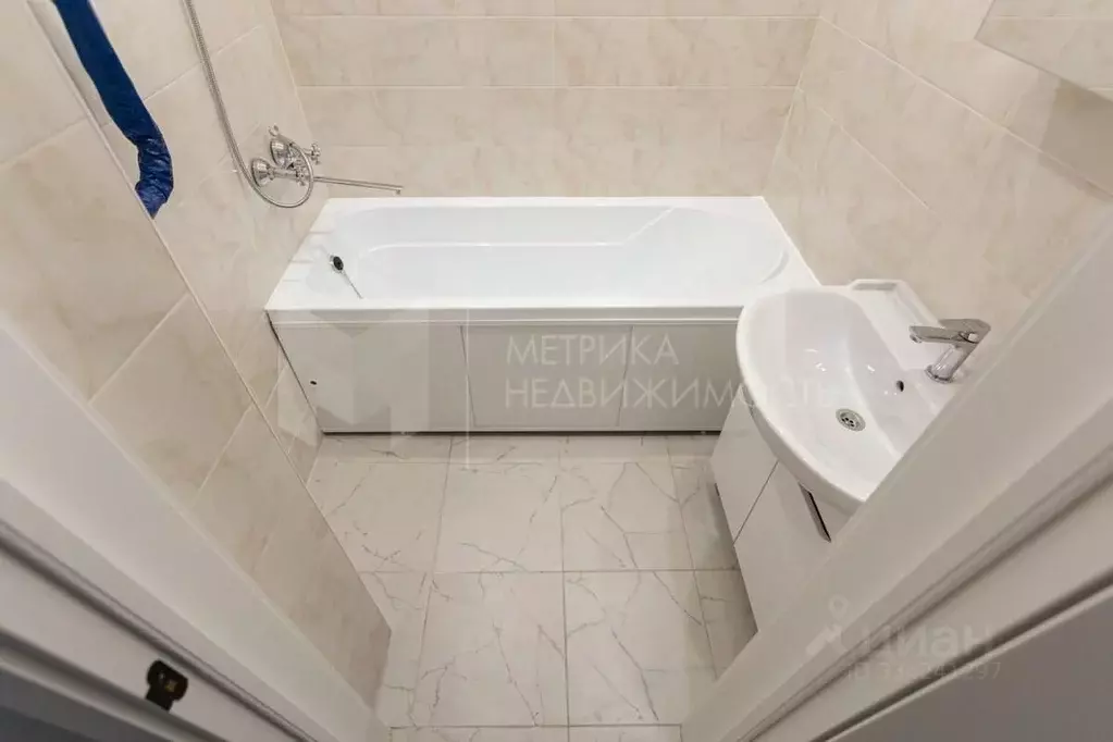 1-к кв. Тюменская область, Тюмень ул. Мебельщиков, 6 (46.4 м) - Фото 1
