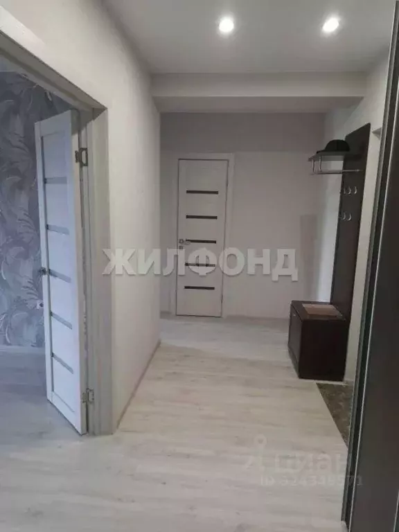 2-к кв. Хакасия, Абакан ул. Авиаторов, 6А (65.0 м) - Фото 1