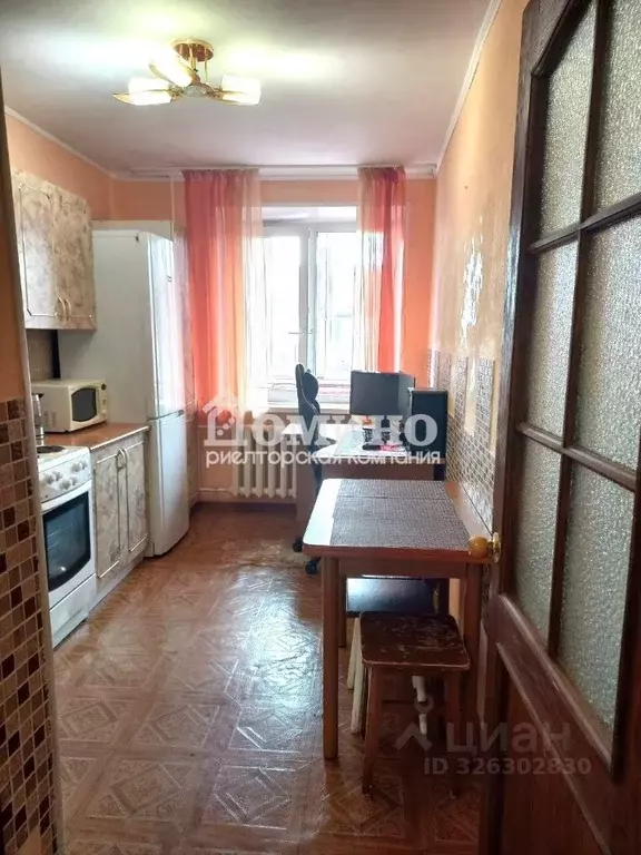 2-к кв. Тюменская область, Тюмень 6-й мкр, ул. Валерии Гнаровской, ... - Фото 2