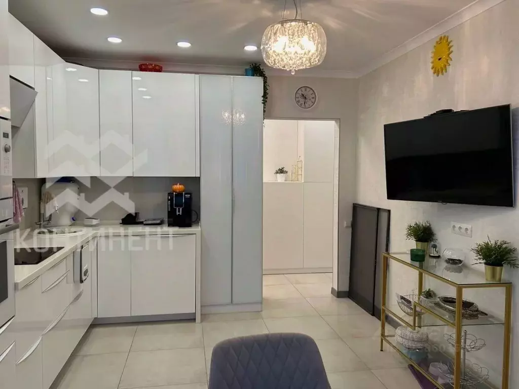 3-к кв. Крым, Евпатория просп. Ленина, 68к20 (72.8 м) - Фото 2